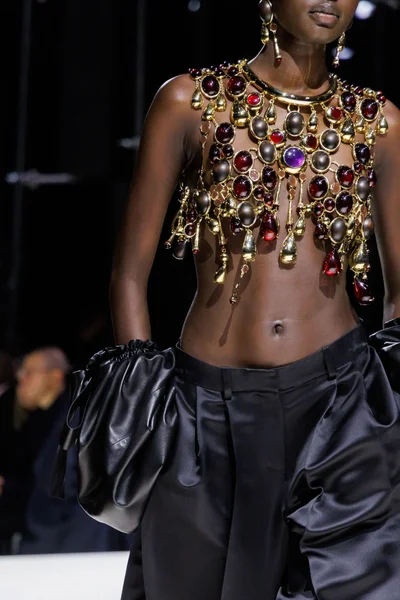 Look 151